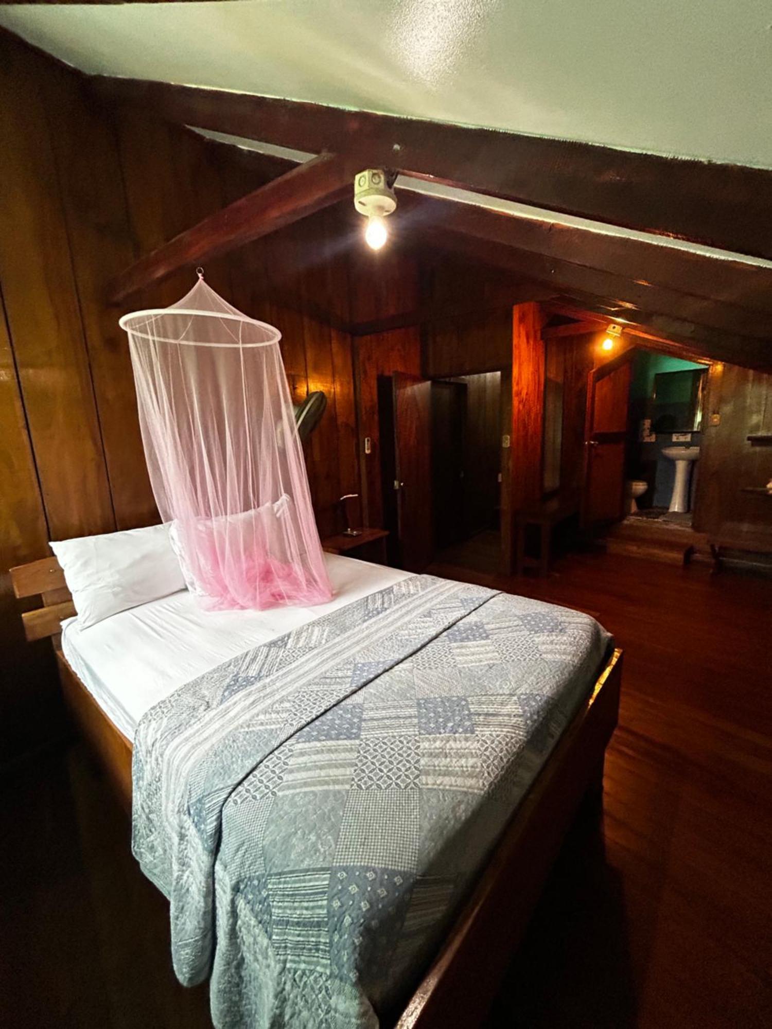 Nativos Corcovado Cabins Drakes Bay Екстериор снимка